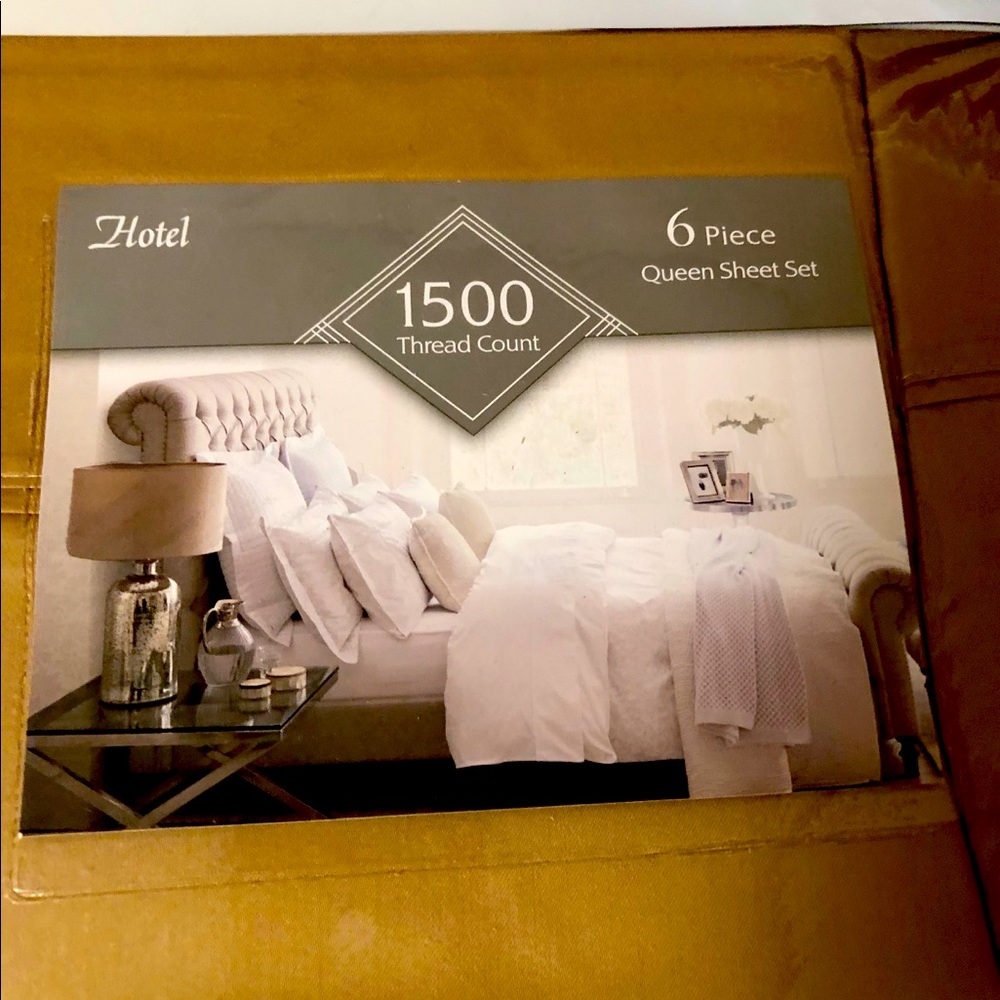 Beautiful 1500 Thread count sheet set. Different colors are available.